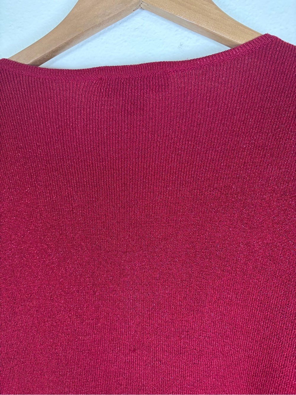 Dressbarn Collection Large Red Black Beaded V-Neck Metallic Sweater - Picture 7 of 11